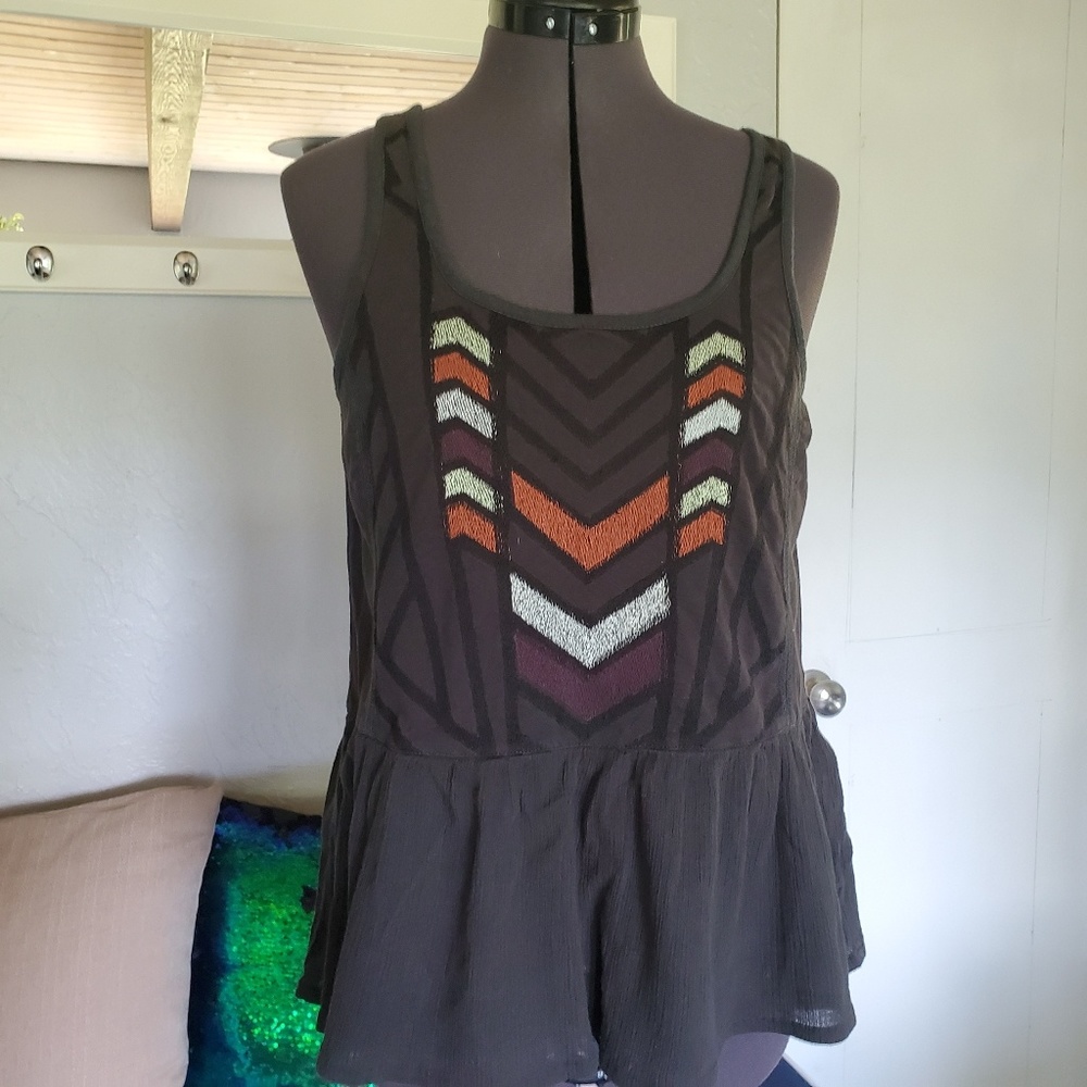 Element Geometric Casual Tank